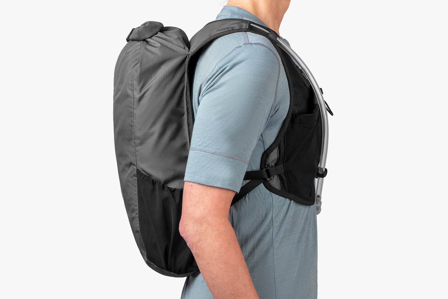 Apidura Backcountry Hydration Backpack (S/M 14.L & L/XL 14,5 L) - Image 3