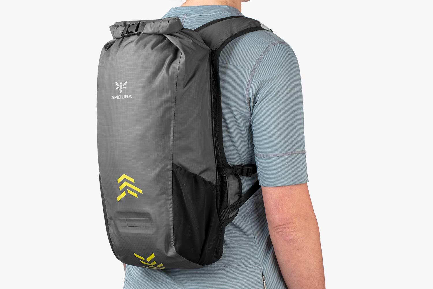 Apidura Backcountry Hydration Backpack (S/M 14.L & L/XL 14,5 L) - Image 7